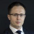 adw. Piotr Nowakowski